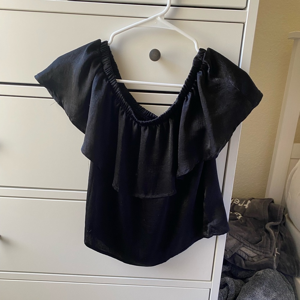 Ruffled off the shoulder top